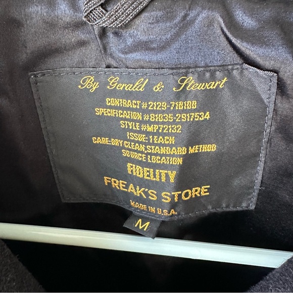 Fidelity // by Gerald & Stewart/ Wool black Pea Coat Size M - Picture 3 of 14